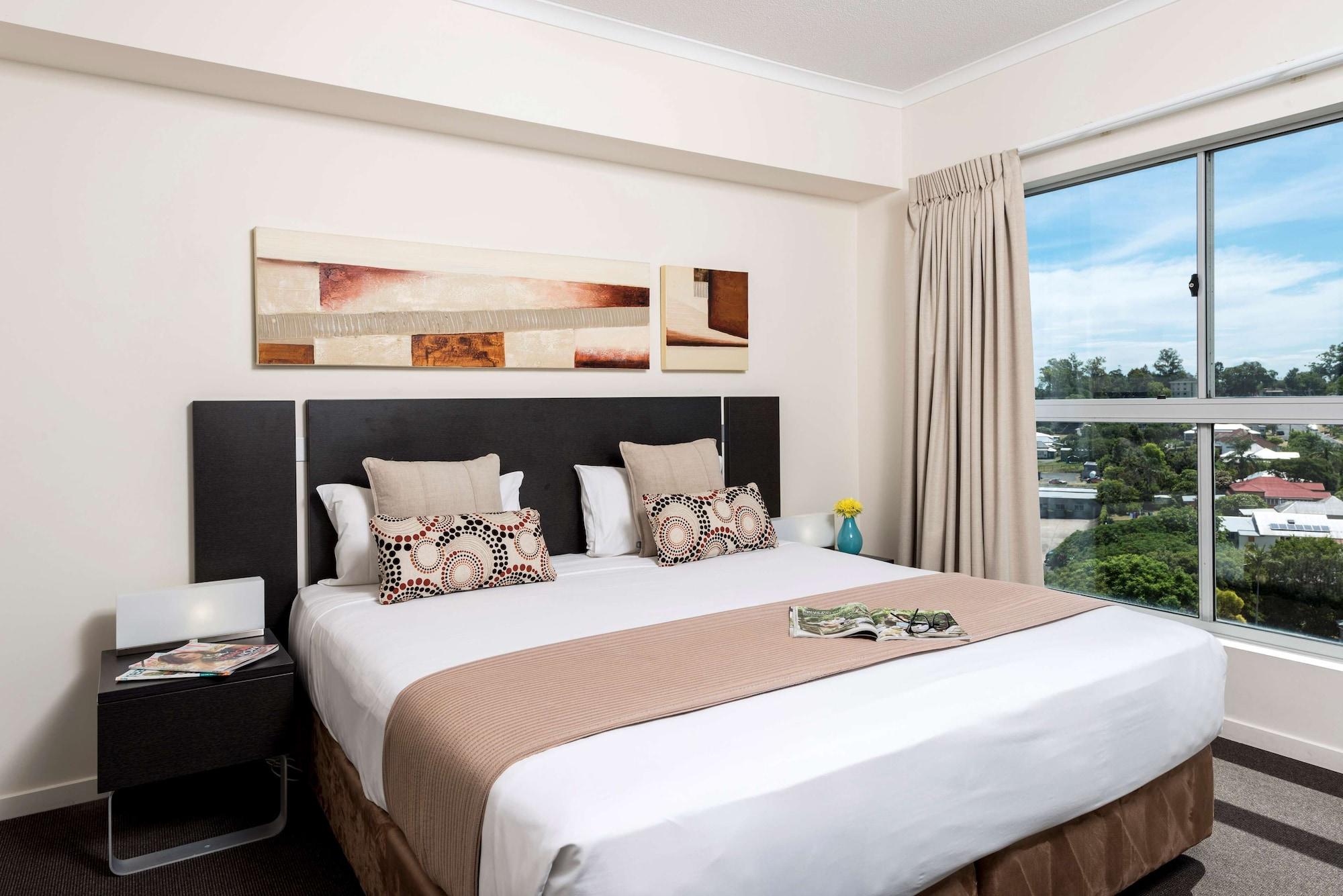 Oaks Ipswich Aspire Suites Exterior photo